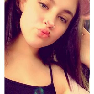 Meet your Posher, Avery